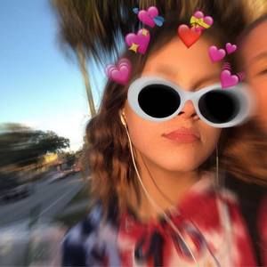 Meet your Posher, Selene